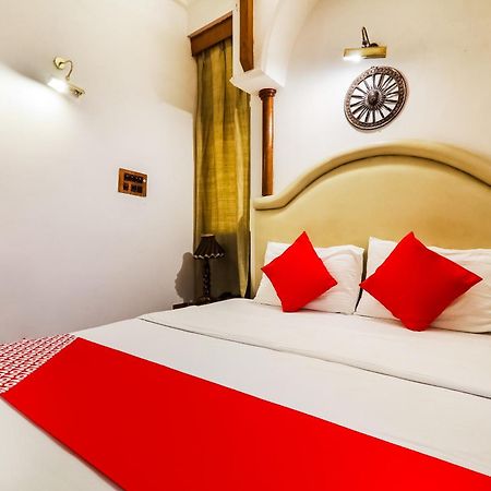 Hotel Sita Kiran Барелі Екстер'єр фото