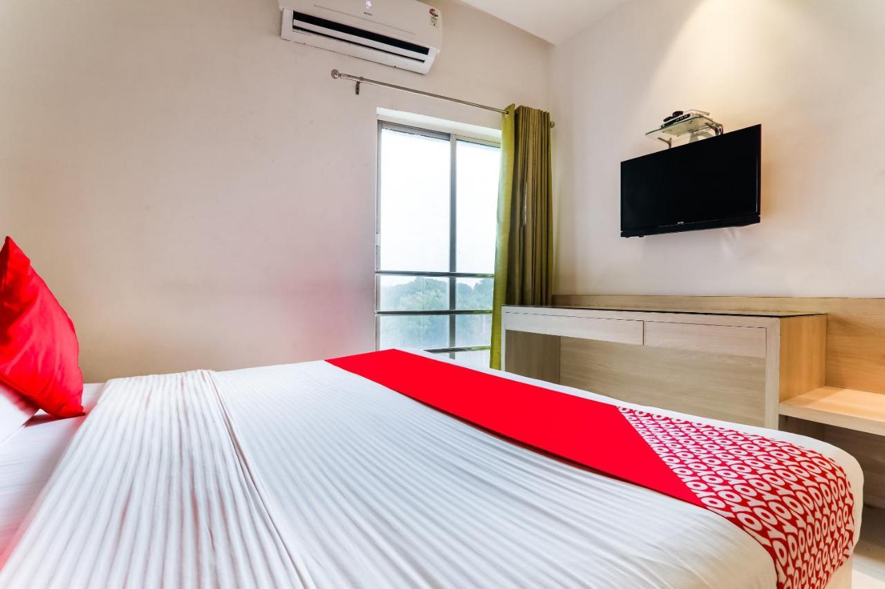 Hotel Sita Kiran Барелі Екстер'єр фото
